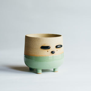 Little Dobby planter - green