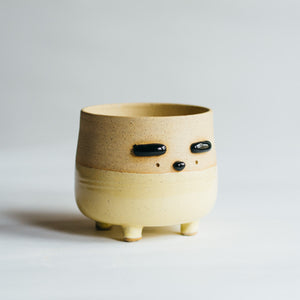 Little Dobby planter - yellow