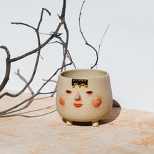 Load image into Gallery viewer, Face pot planter no.6