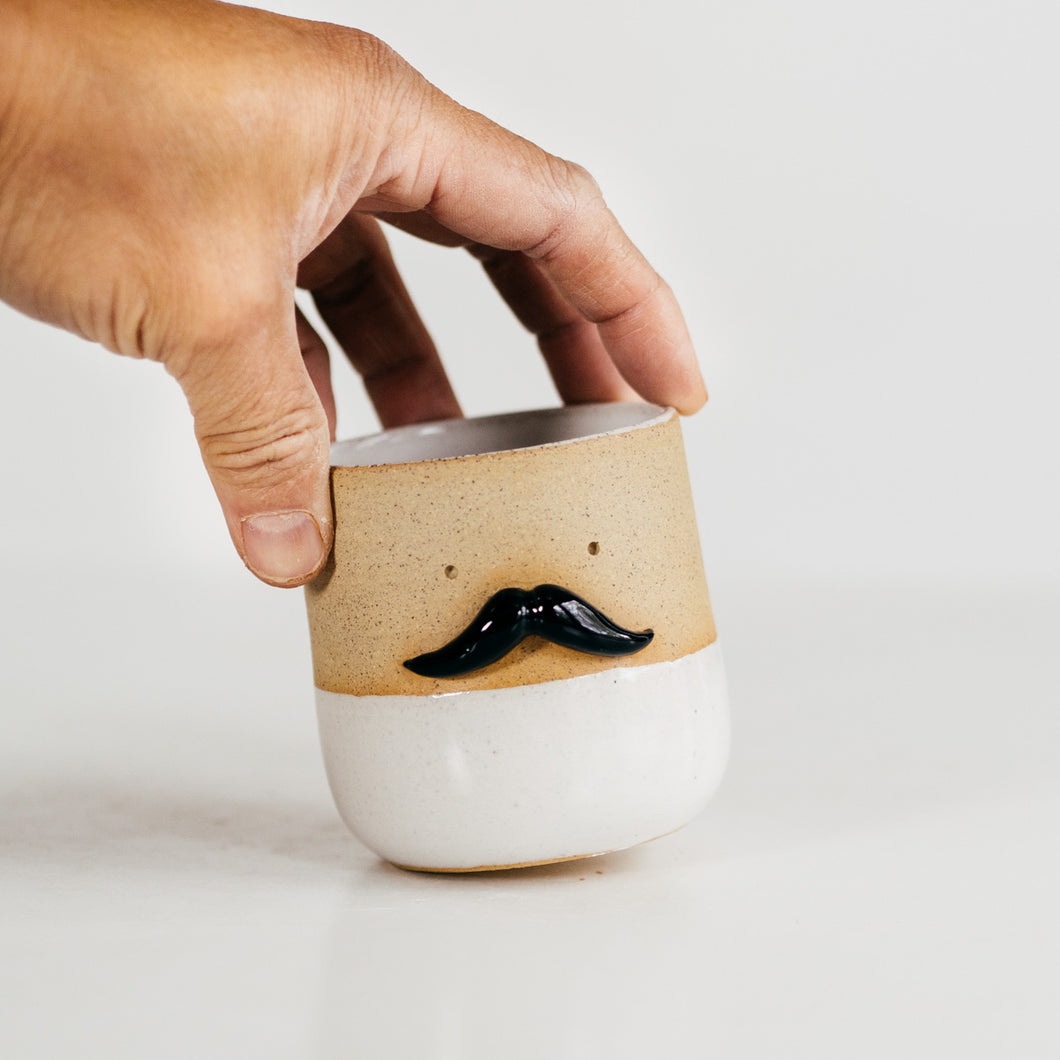 Mr Mo latte cup - WHITE